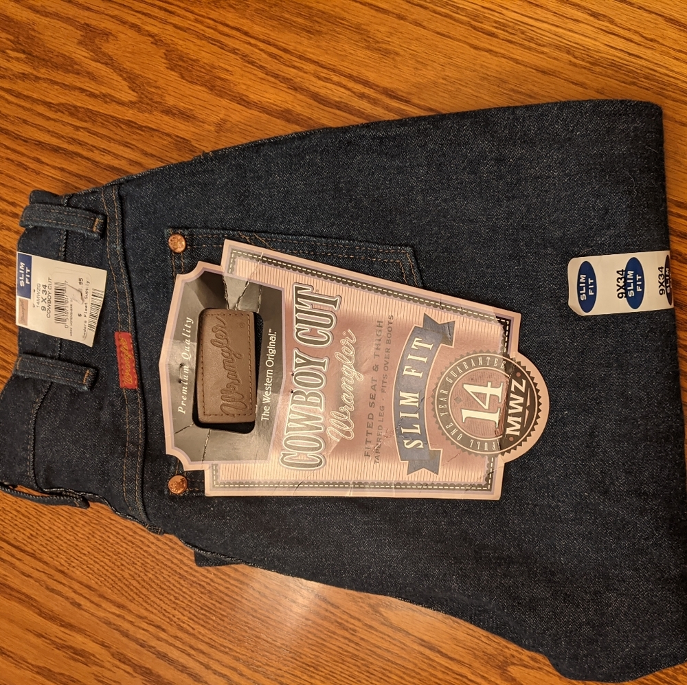 Cowboy Cut Ladies Wranglers